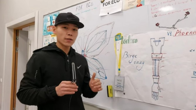 Протез руки для 12-летнего мальчика разработали кокшетауские школьники