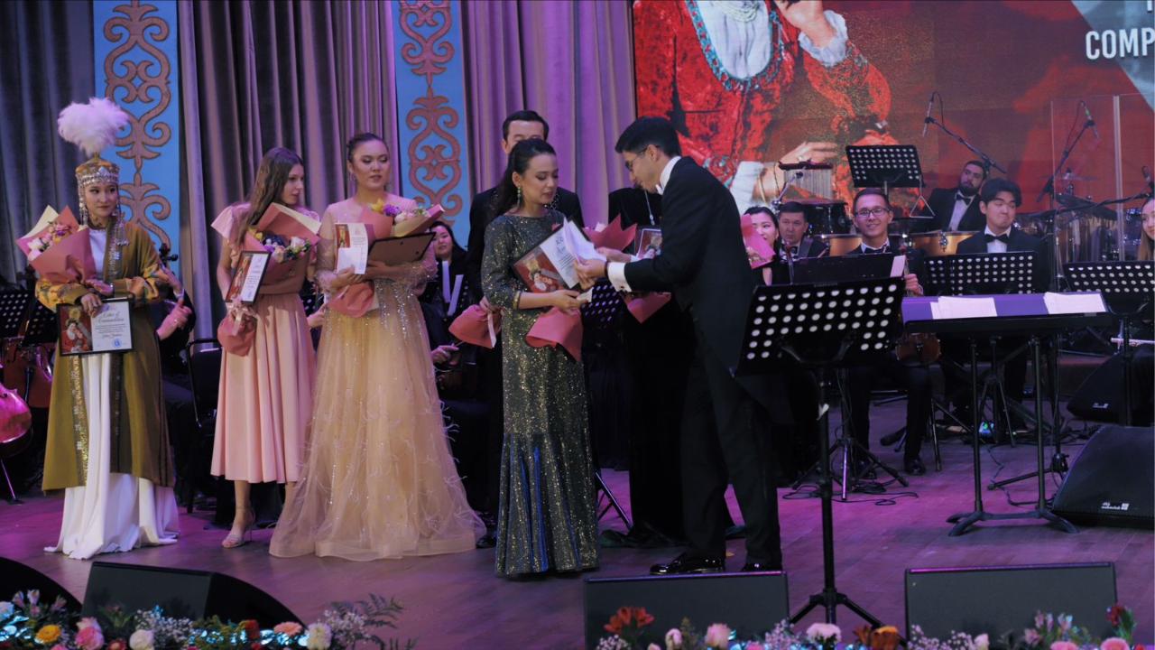 Певица из Болгарии победила на Международном конкурсе вокалистов им. Р. Баглановой