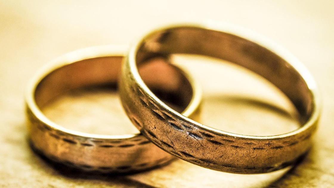 Обручальные кольца подорожали в Казахстане сразу на 40%,при этом количество браков сократилось на 7%