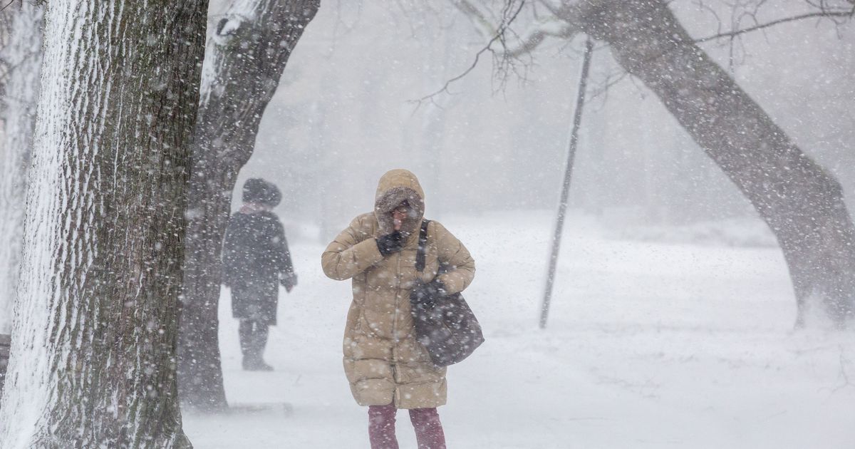 Погоду Казахстана определяет Атлантический циклон с ветрами и гололедами