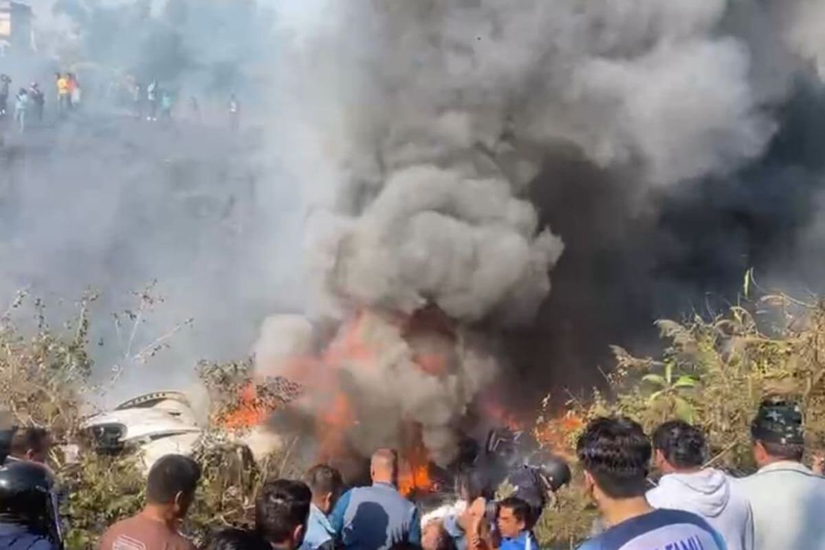 В Непале потерпел крушение пассажирский самолёт, выживших нет